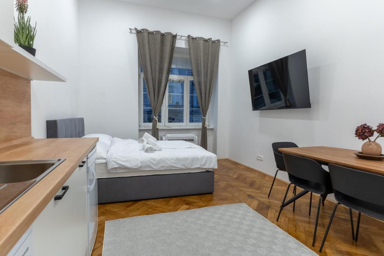 Villa Sofija Lubiana Esterno foto